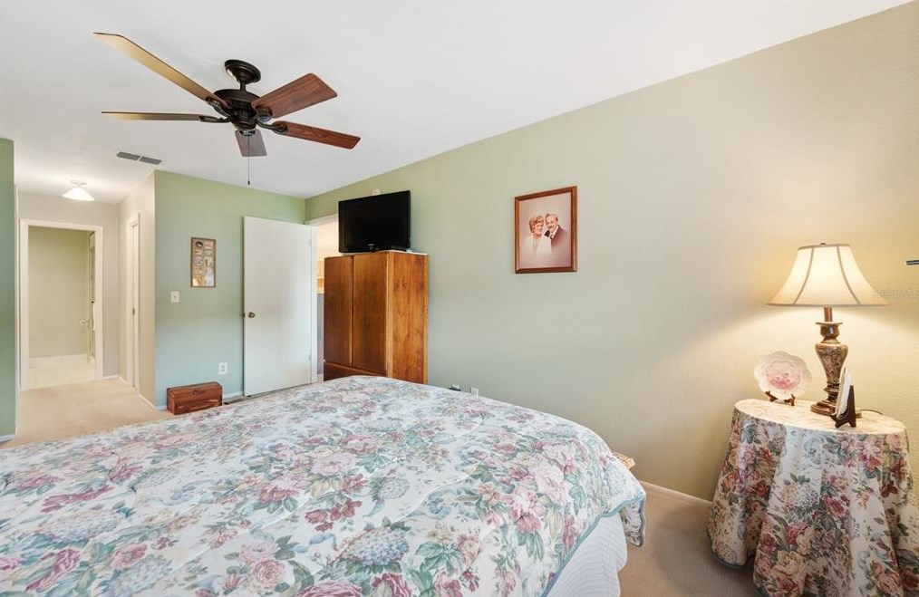 7931 Radcliffe Cir, Port Richey FL 34668-5936 exterior