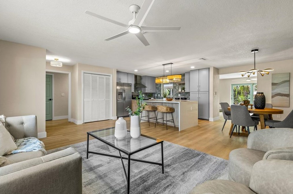 9022 130th Way, Largo, FL 33776