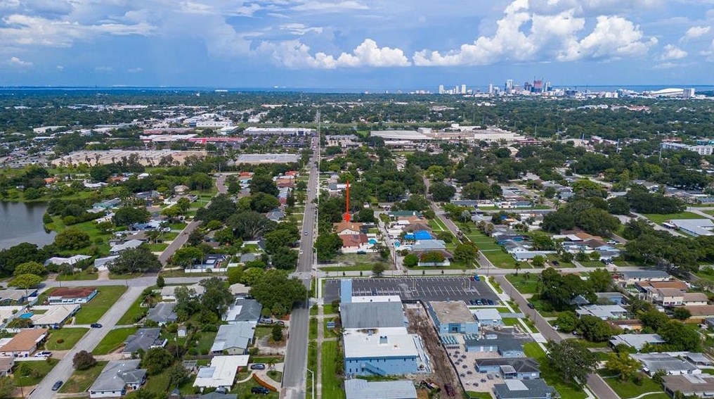 3726 17th Ave, Saint Petersburg FL  33711-2502 exterior