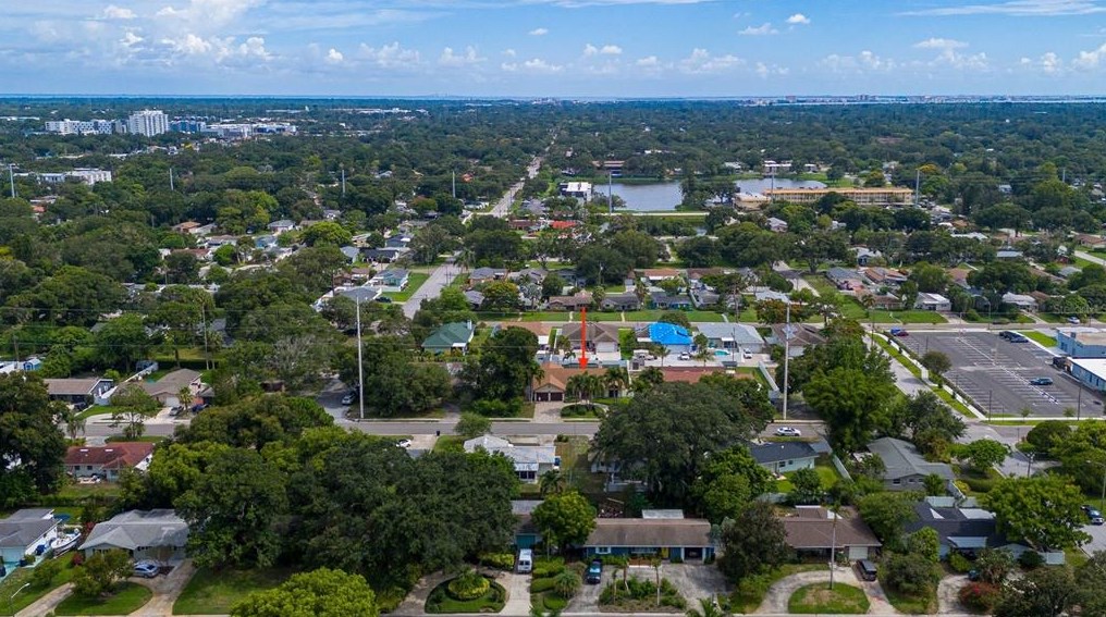 3726 17th Ave, Saint Petersburg FL  33711-2502 exterior