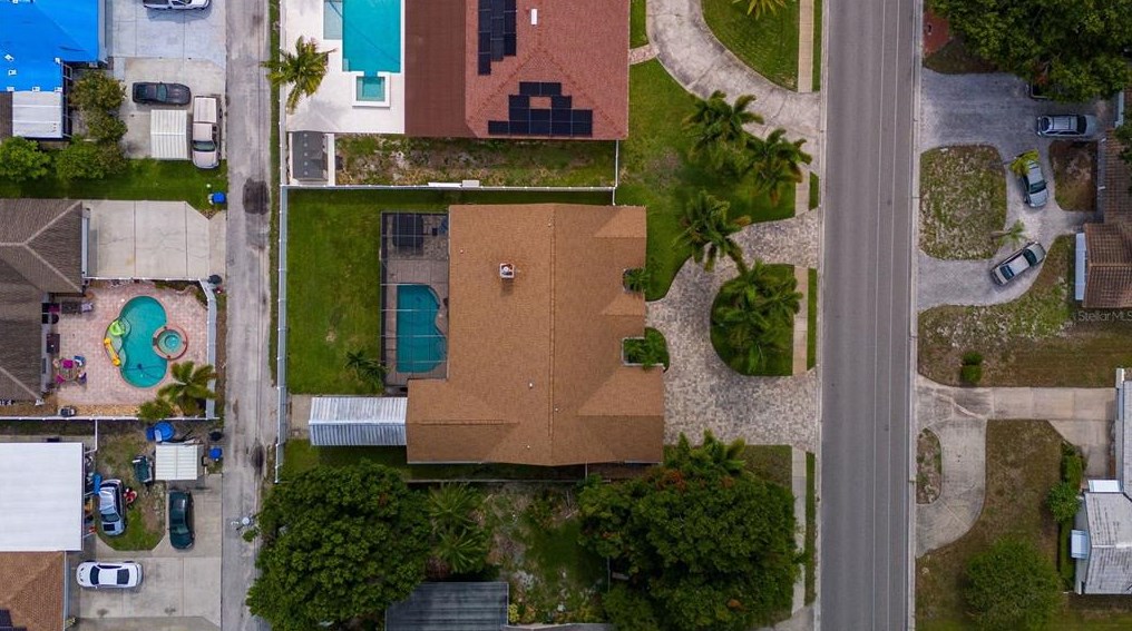 3726 17th Ave, Saint Petersburg FL  33711-2502 exterior