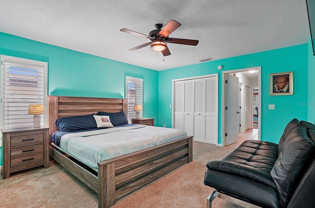 3726 17th Ave, Saint Petersburg FL  33711-2502 exterior