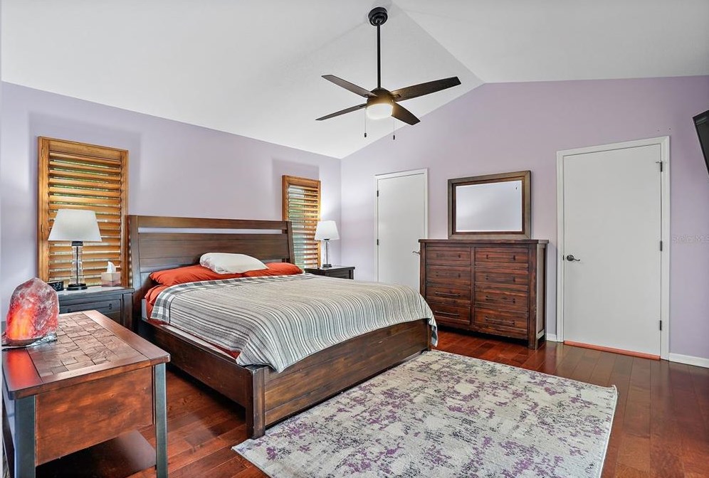 3726 17th Ave, Saint Petersburg FL  33711-2502 exterior