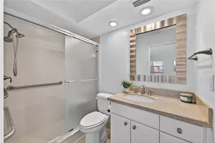 138 1st St E, Saint Petersburg, FL 33715 - Photo 16