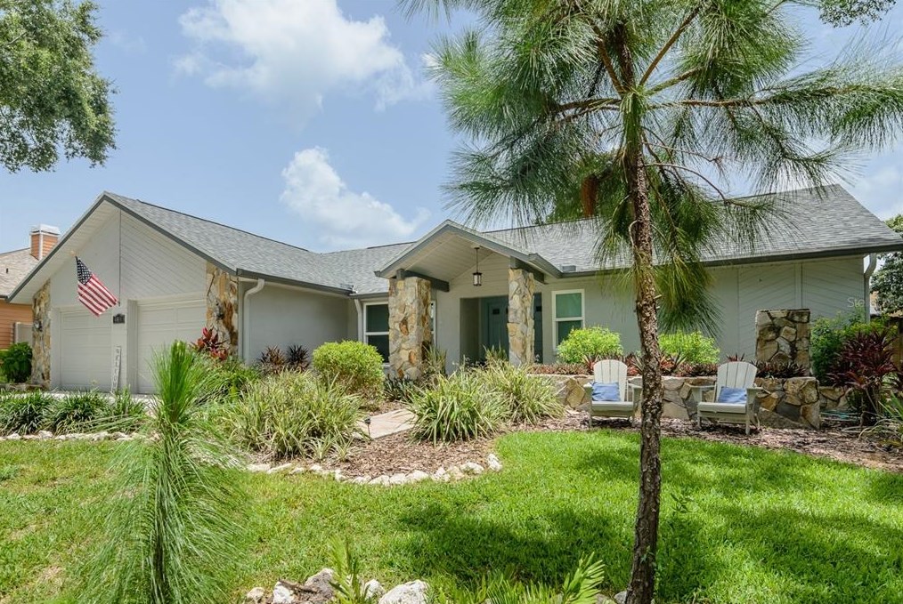 4954 Mineola Pl, Palm Harbor, FL 34684