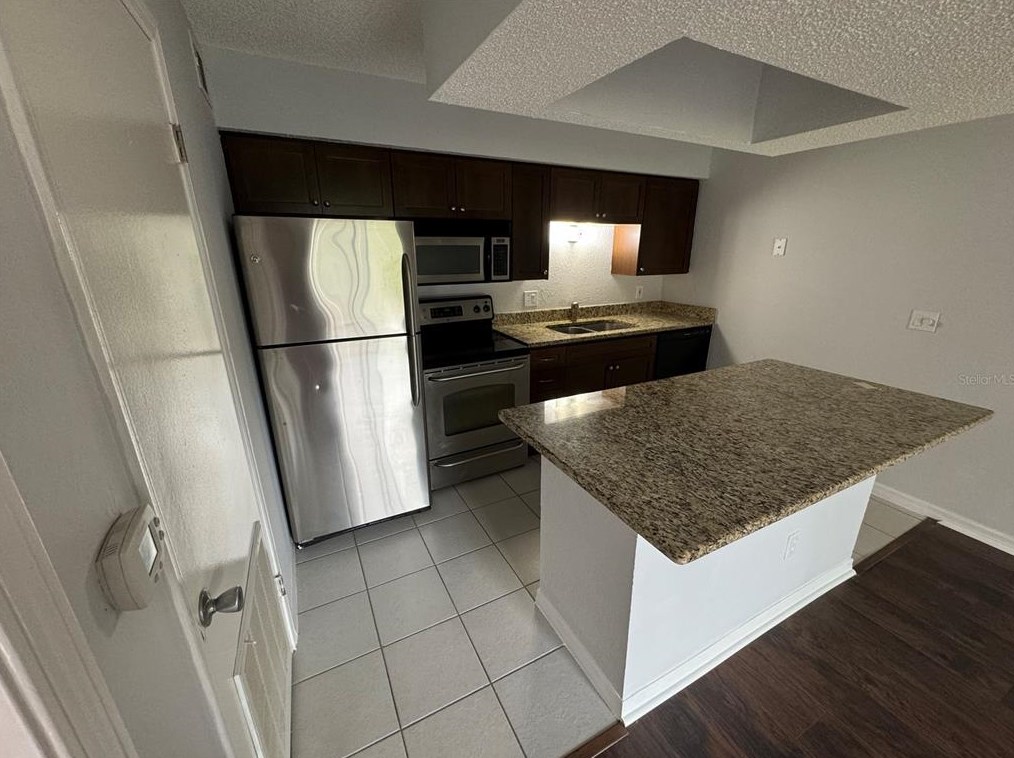 10200 Gandy Blvd N #1025, Saint Petersburg, FL 33702