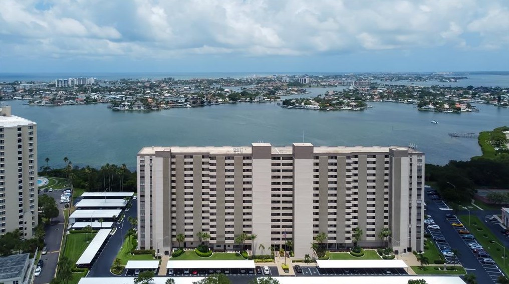 7050 Sunset Dr S #1104, Saint Petersburg, FL 33707