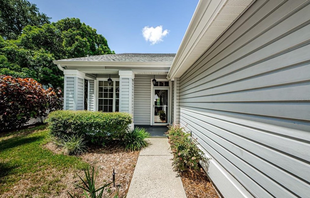 2136 Sussex Ct, Palm Harbor, FL 34683