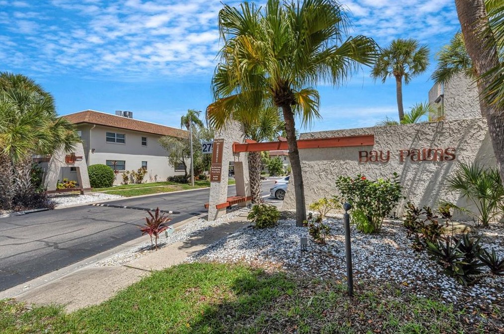 2750 E Bay Dr #4b, Largo, FL 33771