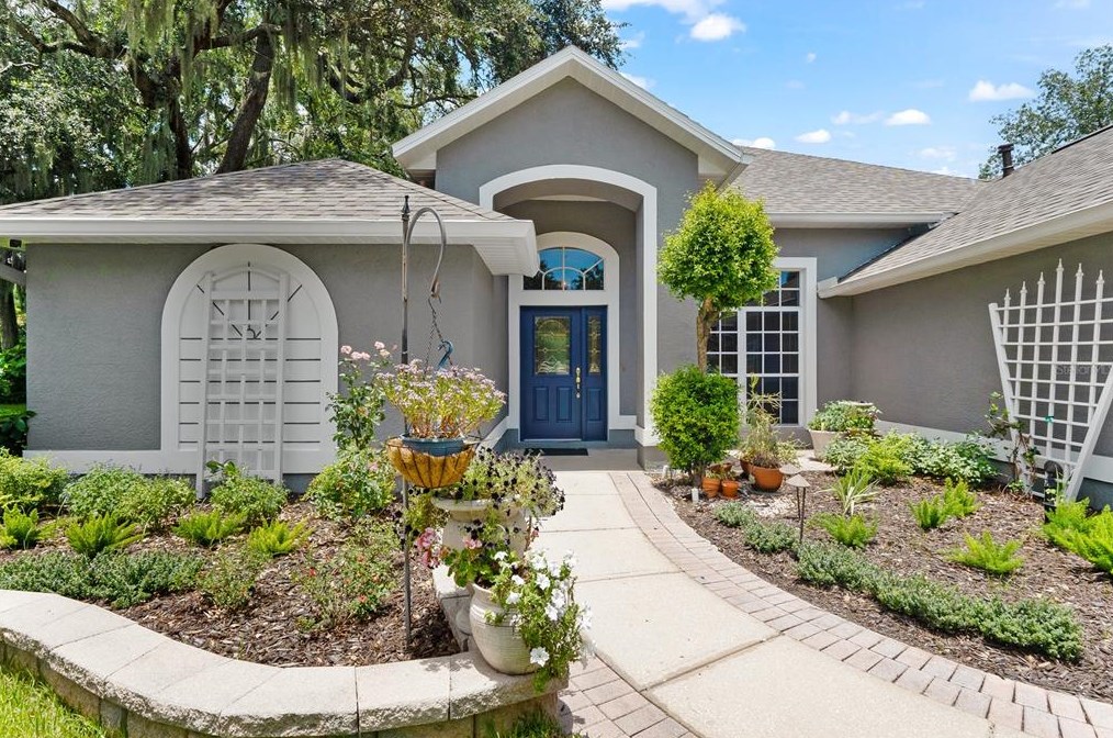 704 June Lake Ln, Brandon, FL 33510-2982