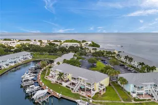 5257 Beach Dr SE, Saint Petersburg, FL 33705 - Photo 38