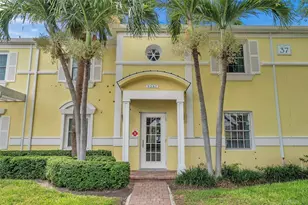 5257 Beach Dr SE, Saint Petersburg, FL 33705 - Photo 2