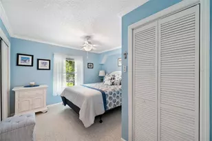 5257 Beach Dr SE, Saint Petersburg, FL 33705 - Photo 20