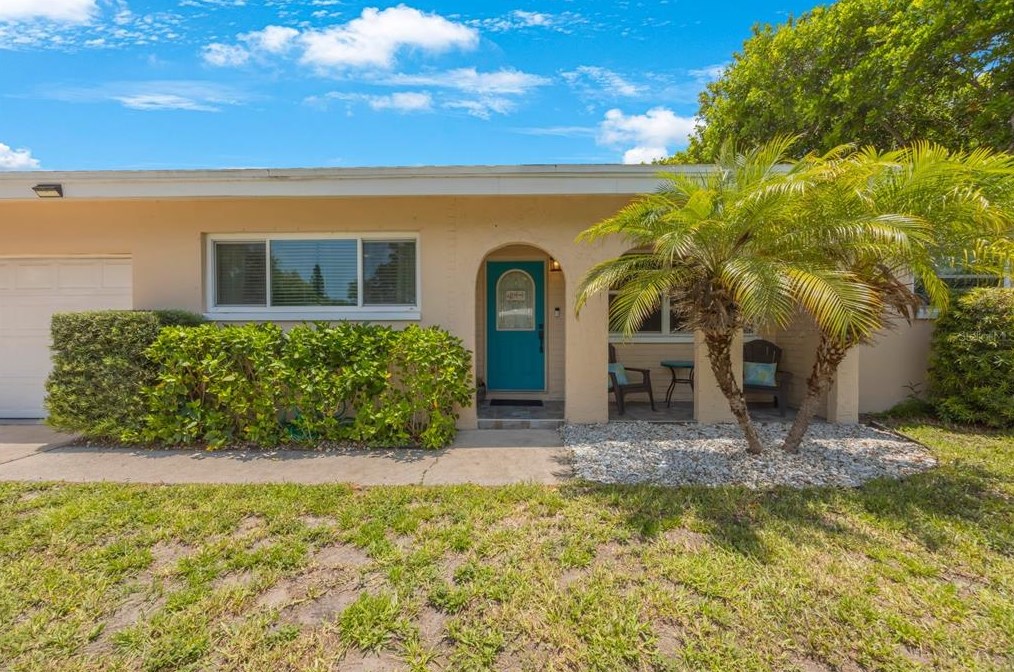 12297 Croft Dr, Largo, FL 33774-3115