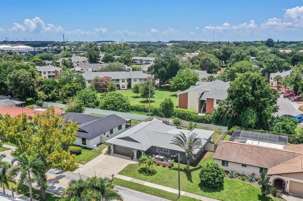 2289 Republic Dr, Dunedin, FL 34698