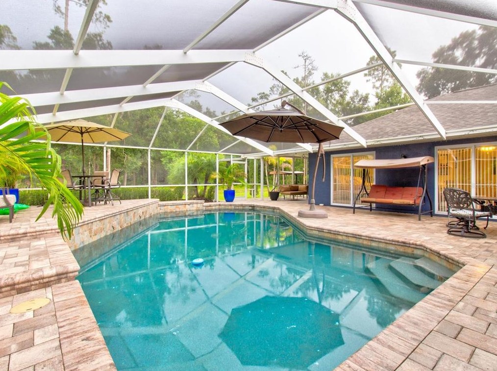 339 Ranch Rd, Tarpon Springs, FL 34688-9027