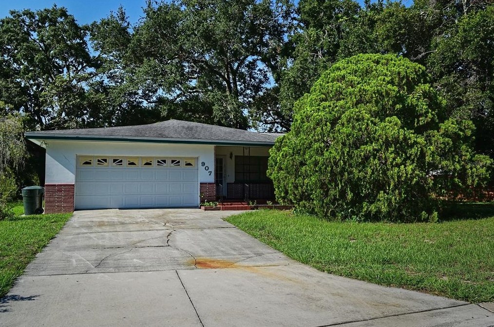 907 Knollwood Dr, Dunedin, FL 34698