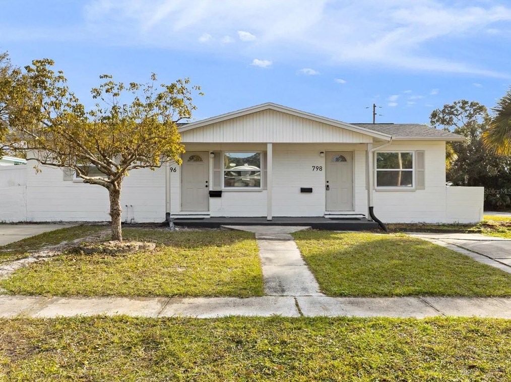 798 73rd Ave N, Saint Petersburg, FL 33702