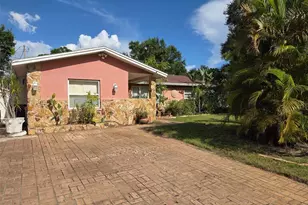 8665 Mockingbird Ln, Seminole, FL 33777 - Photo 1