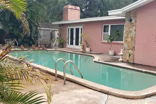 8665 Mockingbird Ln, Seminole, FL 33777 - Photo 22