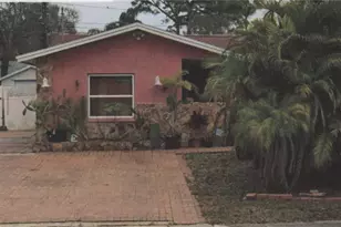 8665 Mockingbird Ln, Seminole, FL 33777 - Photo 14