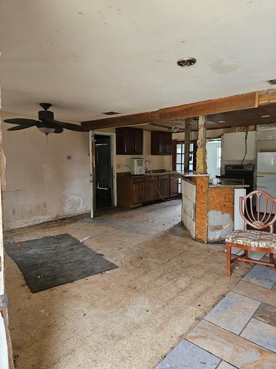 3301 Clydesdale Dr, Tarpon Springs, FL 34691