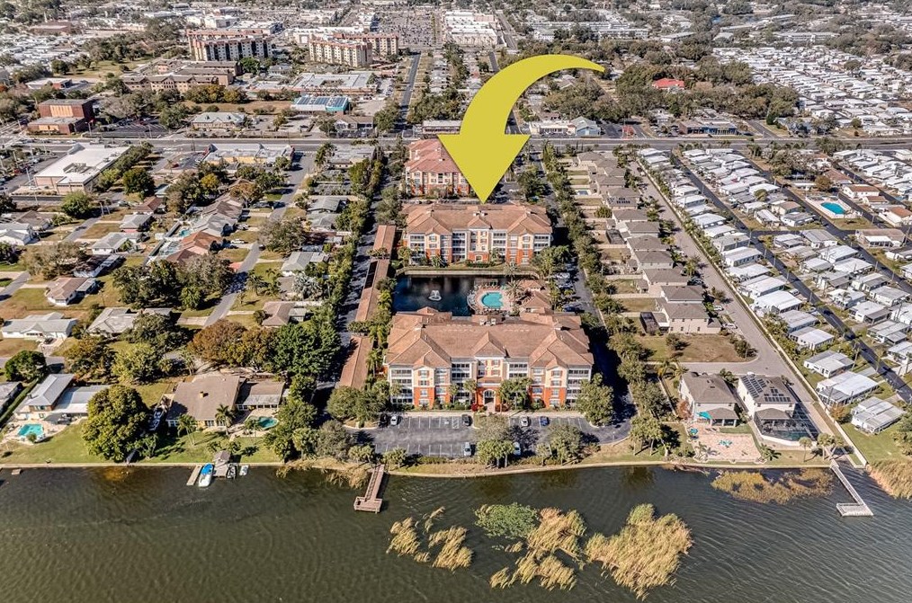 7903 Seminole Blvd #2403, Largo, FL 33772