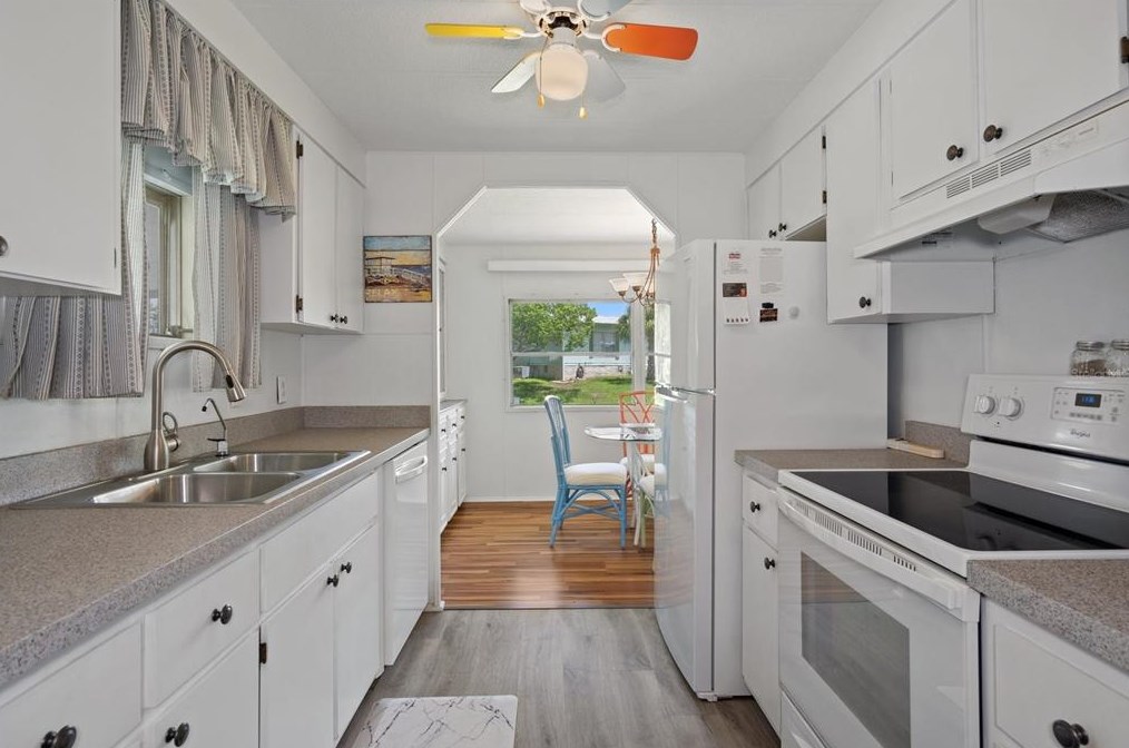 7331 Fairlane Ave, Brooksville, FL 34613