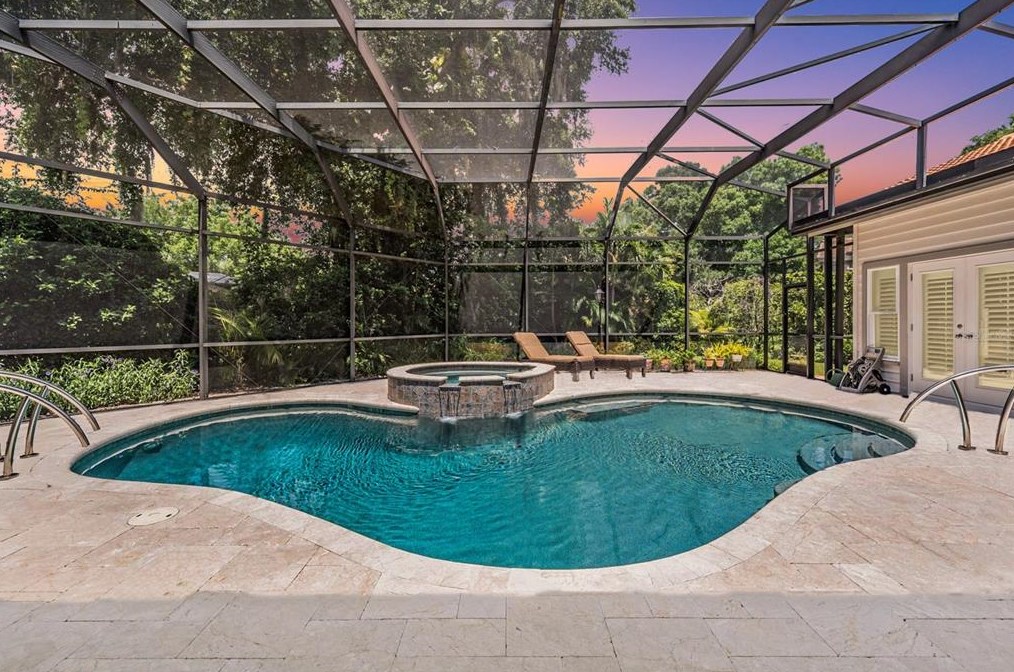 3561 Shoreline Cir, Palm Harbor, FL 34684-1744