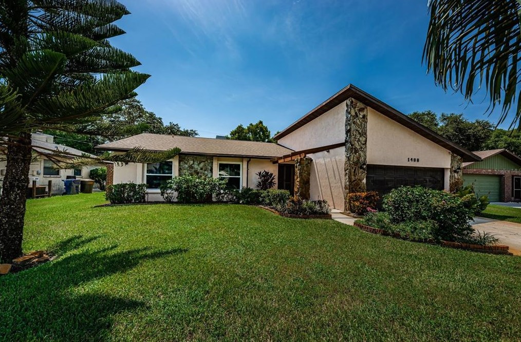 1488 Patricia Ave, Dunedin, FL 34698