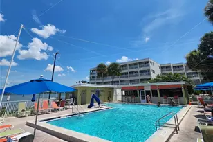 2506 N Rocky Point Dr, Tampa, FL 33607 - Photo 30