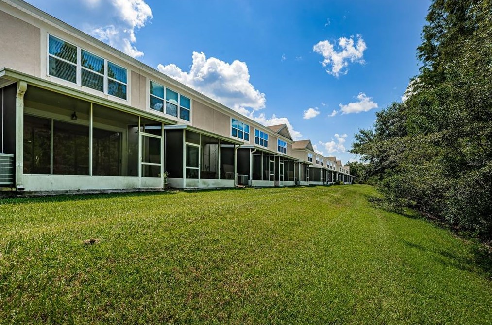 26549 Castleview Way, Zephyrhills FL 33544-4738 exterior