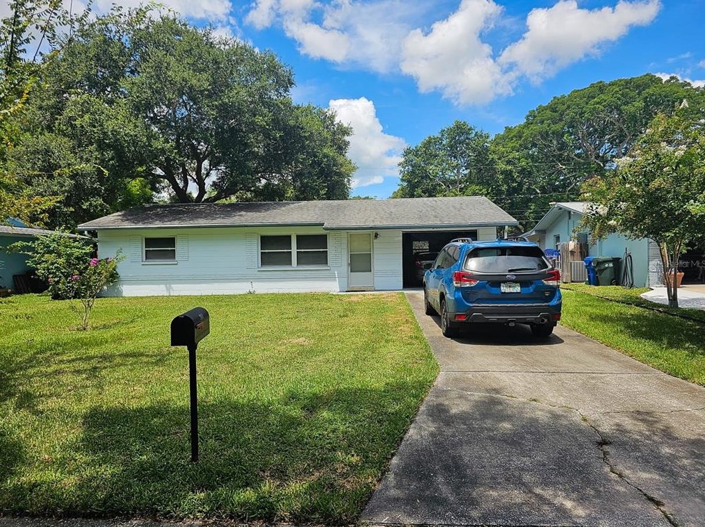 241 Tralee St, Largo, FL 33770