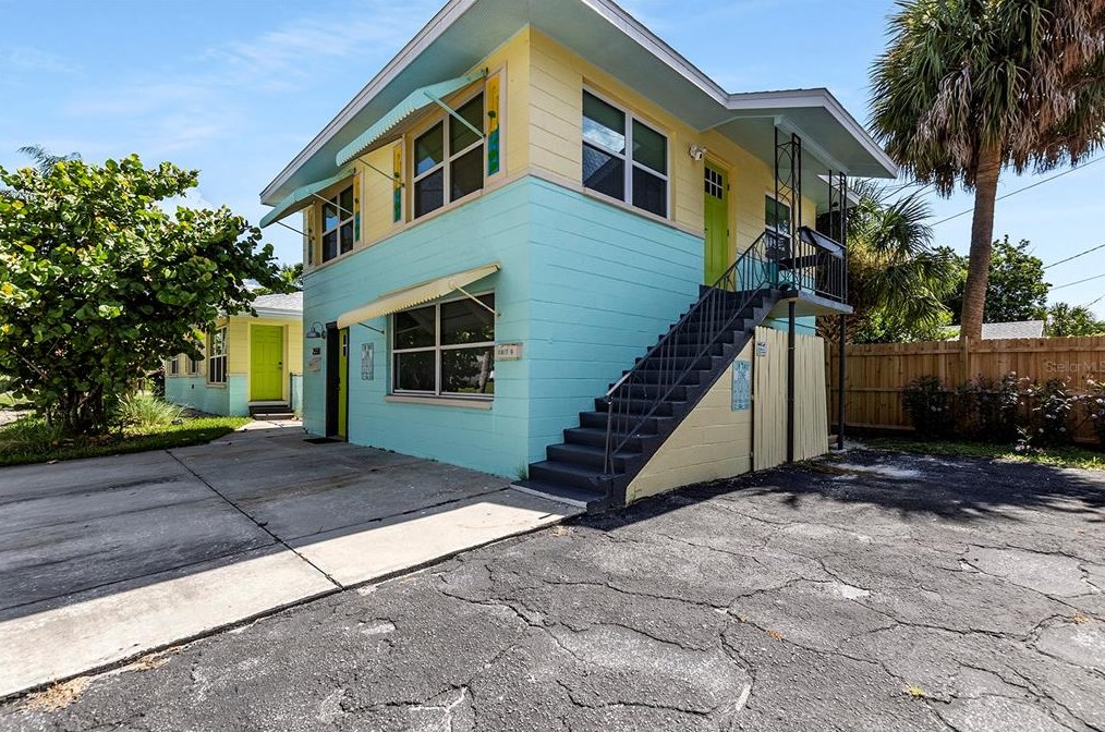 2558 2nd Ave, Saint Petersburg, FL 33712-1145