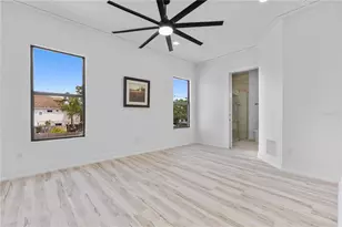 2121 Bayou Grande Blvd NE, Saint Petersburg, FL 33703 - Photo 30