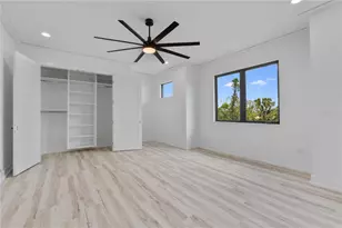 2121 Bayou Grande Blvd NE, Saint Petersburg, FL 33703 - Photo 44