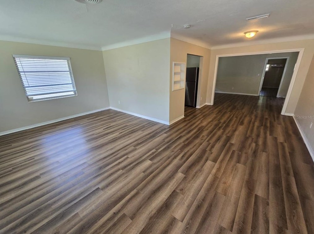 827 20th Ave, Saint Petersburg, FL 33704-4245