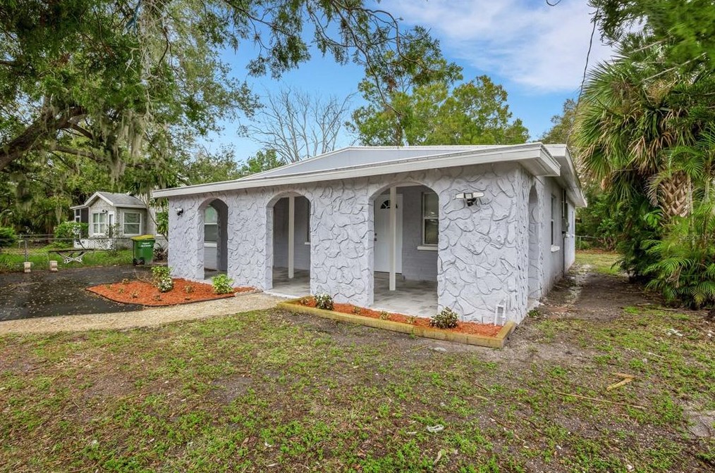2920 Pershing Ave, Sarasota, FL 34234