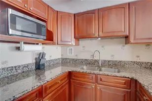 880 Mandalay Ave, Clearwater Beach, FL 33767 - Photo 12
