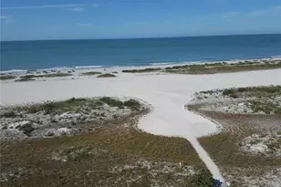 1290 Gulf Blvd, Clearwater Beach, FL 33767 - Photo 2