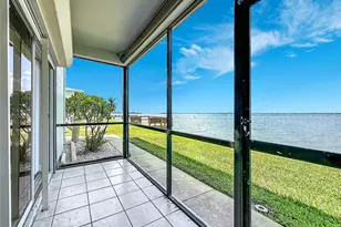 2570 Gary Cir, Dunedin, FL 34698 - Photo 38