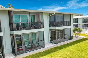 2570 Gary Cir, Dunedin, FL 34698 - Photo 62