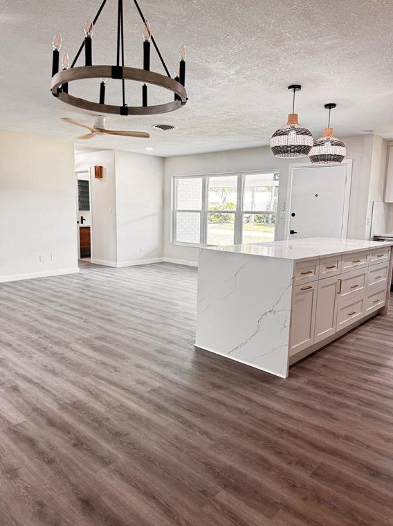 4100 49th Ave, Saint Petersburg, FL 33711-4620