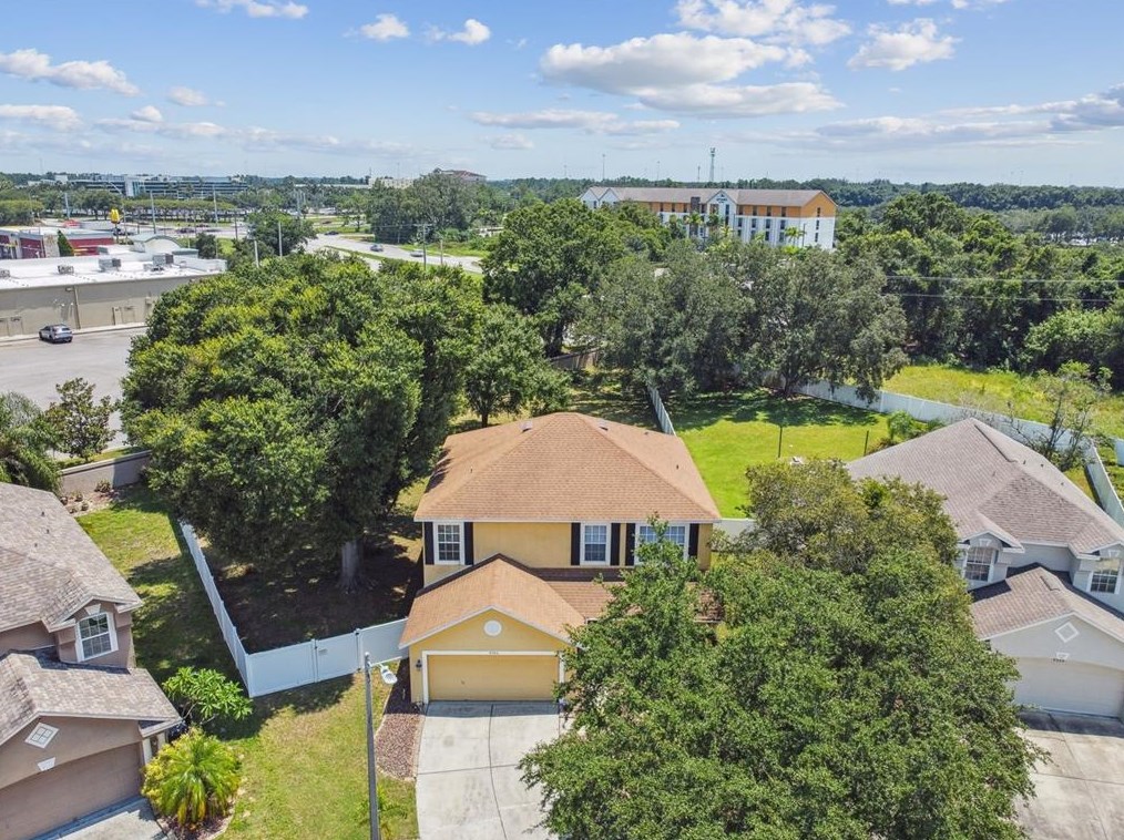 9354 Hidden Water Cir, Riverview FL 33578-3031 exterior