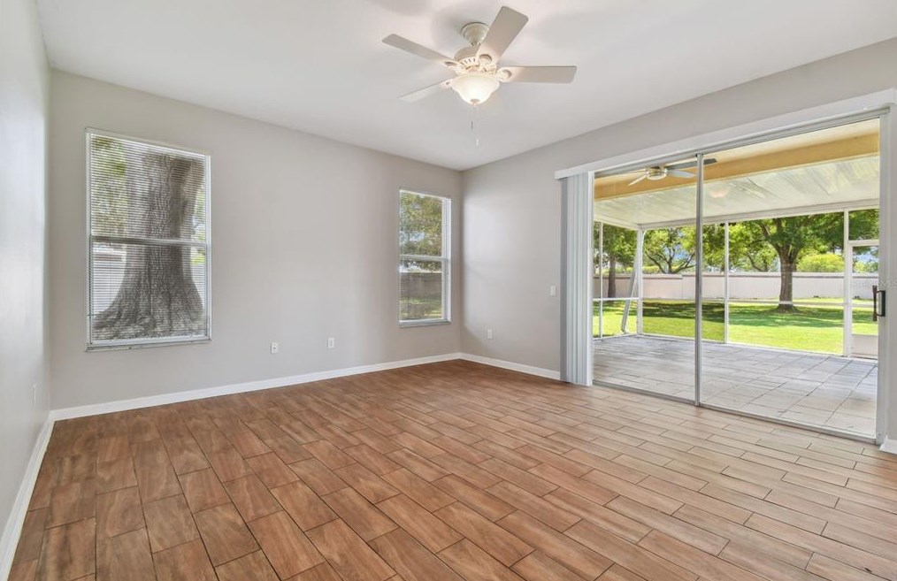 9354 Hidden Water Cir, Riverview FL 33578-3031 exterior