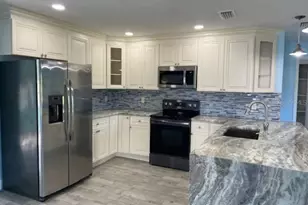 120 Causeway Blvd, Belleair Beach, FL 33786 - Photo 6