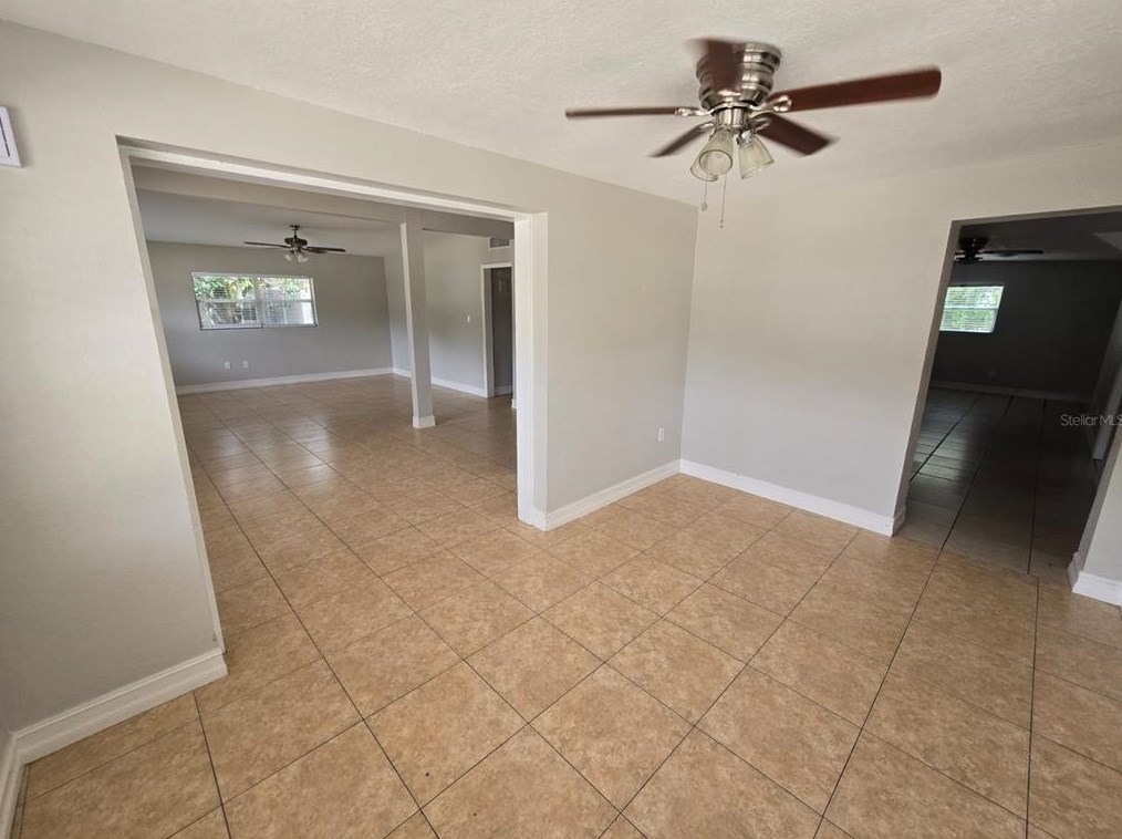 1814 Powers Dr, Orlando, FL 32818-5358