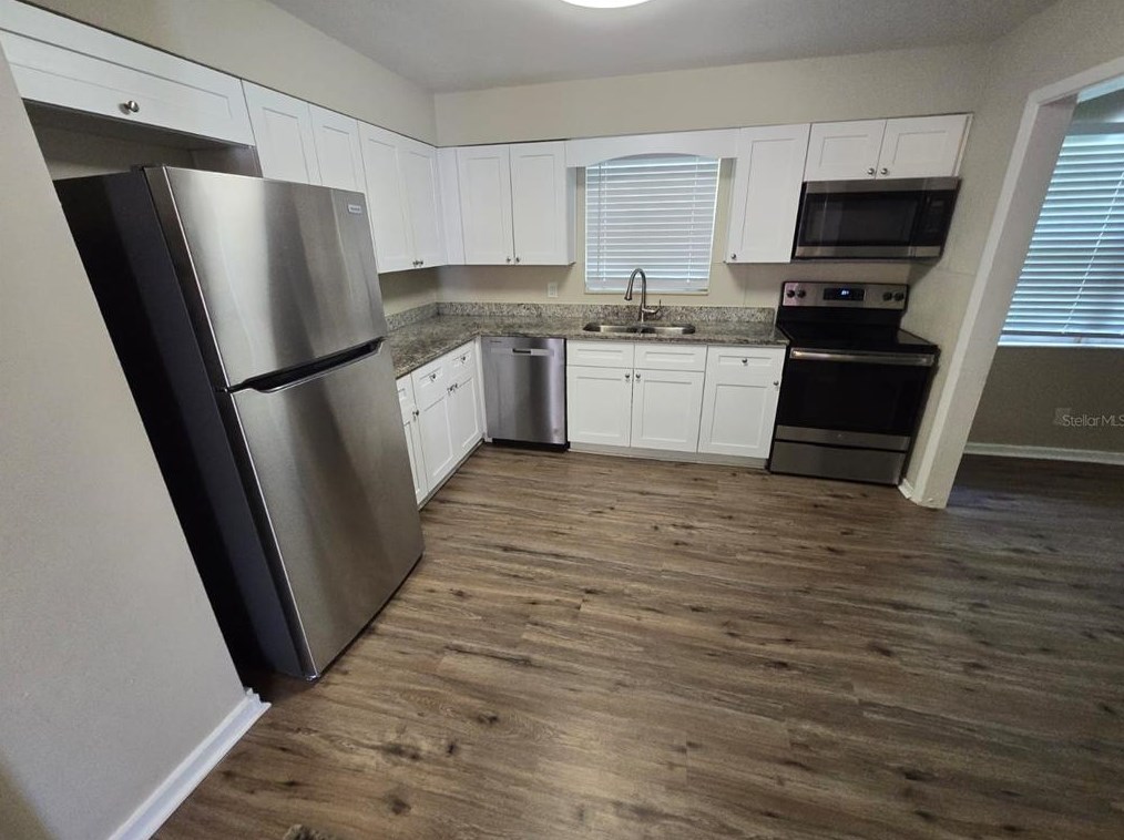 1578 15th St, Saint Petersburg FL  33704-4012 exterior