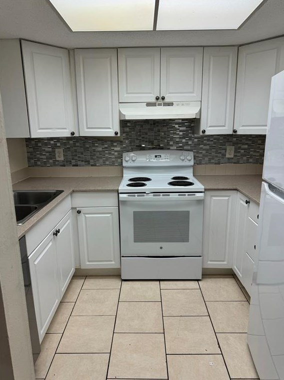 129 Sw Madison Cir N #1, Saint Petersburg, FL 33703