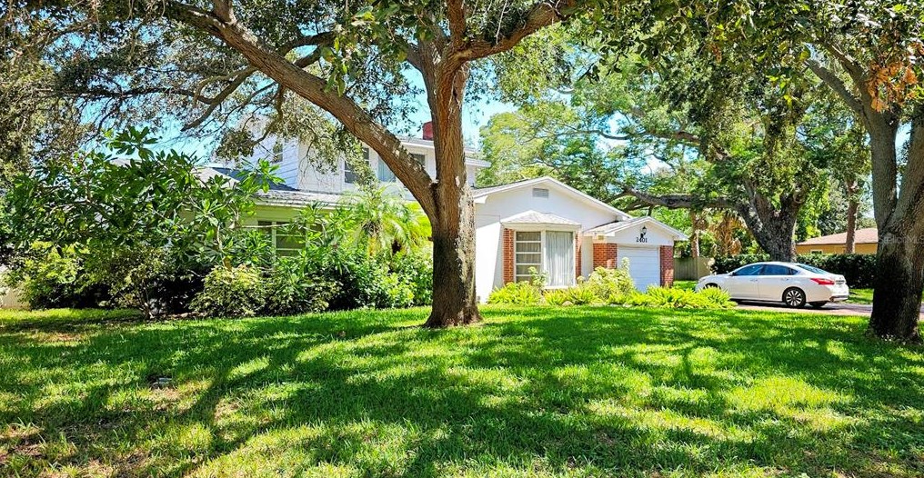 2401 Pinellas Point Dr, Saint Petersburg, FL 33712-5642
